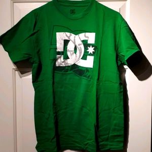 DC shirt.. Great for St. Patrick's Day